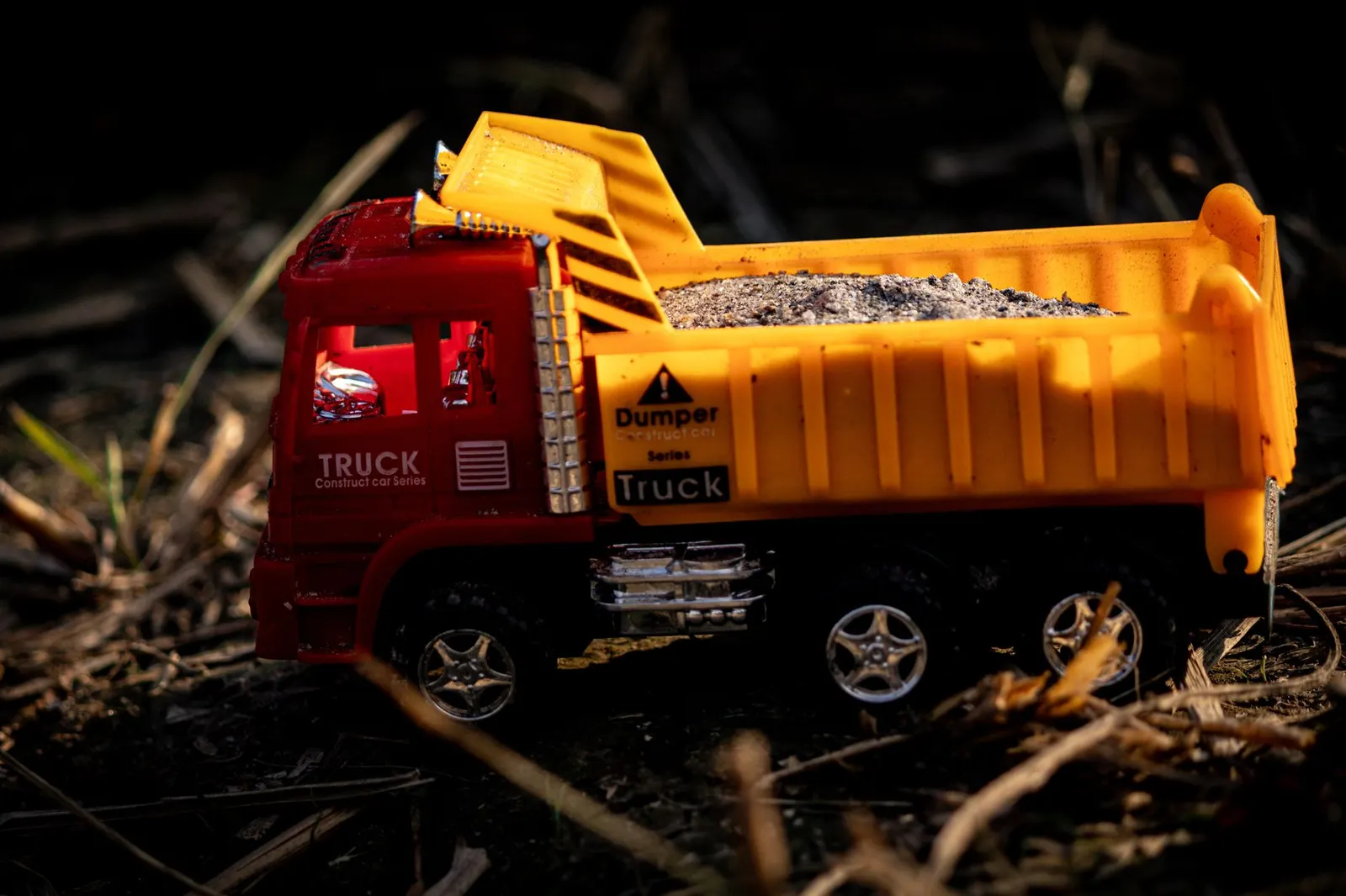Dumper vermieten: Flotte auslasten und Umsatz steigern
