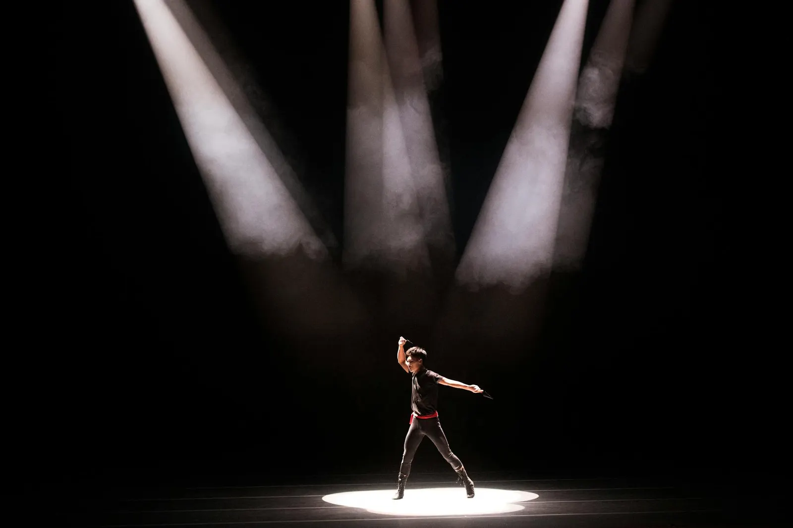 dancer stage show