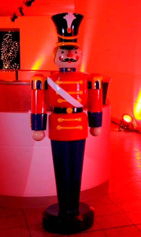 Dekofigur Zinnsoldat rot (vollplastisch)