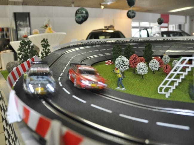 Carrera Rennbahn, Slotcarbahn, Autorennbahn