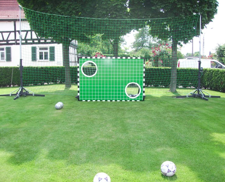Versichertes Gewinnspiel/ Torwandschiessen/ Torwand/ Gewinnspielversicherung