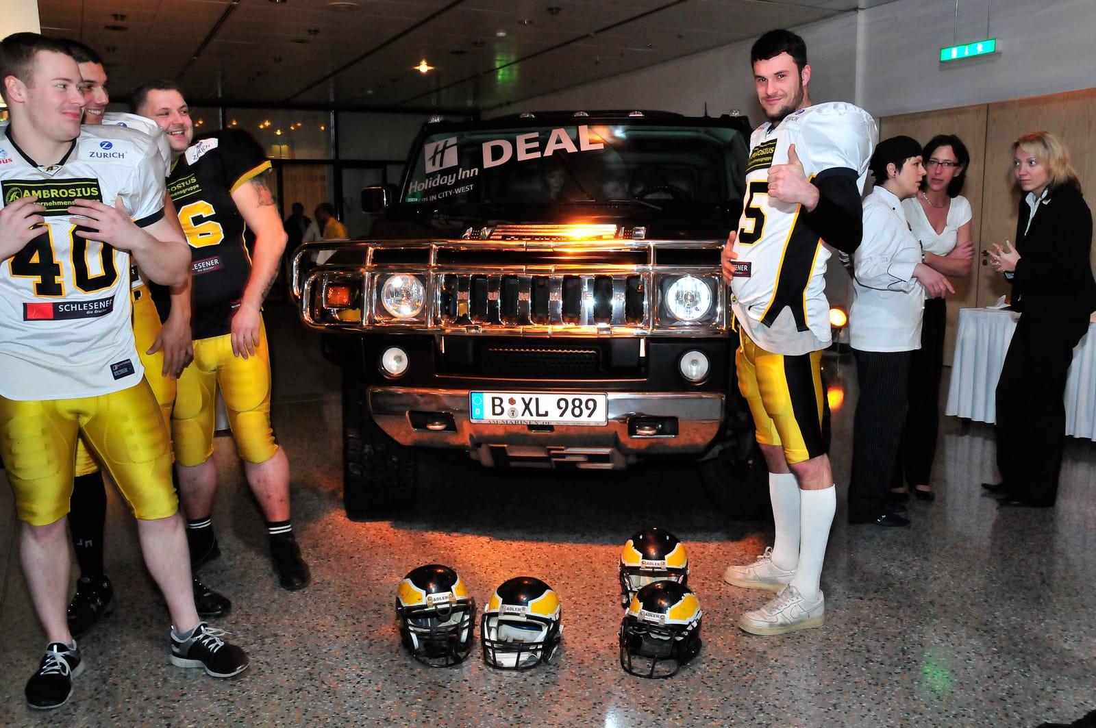 Hummer H2 – 2