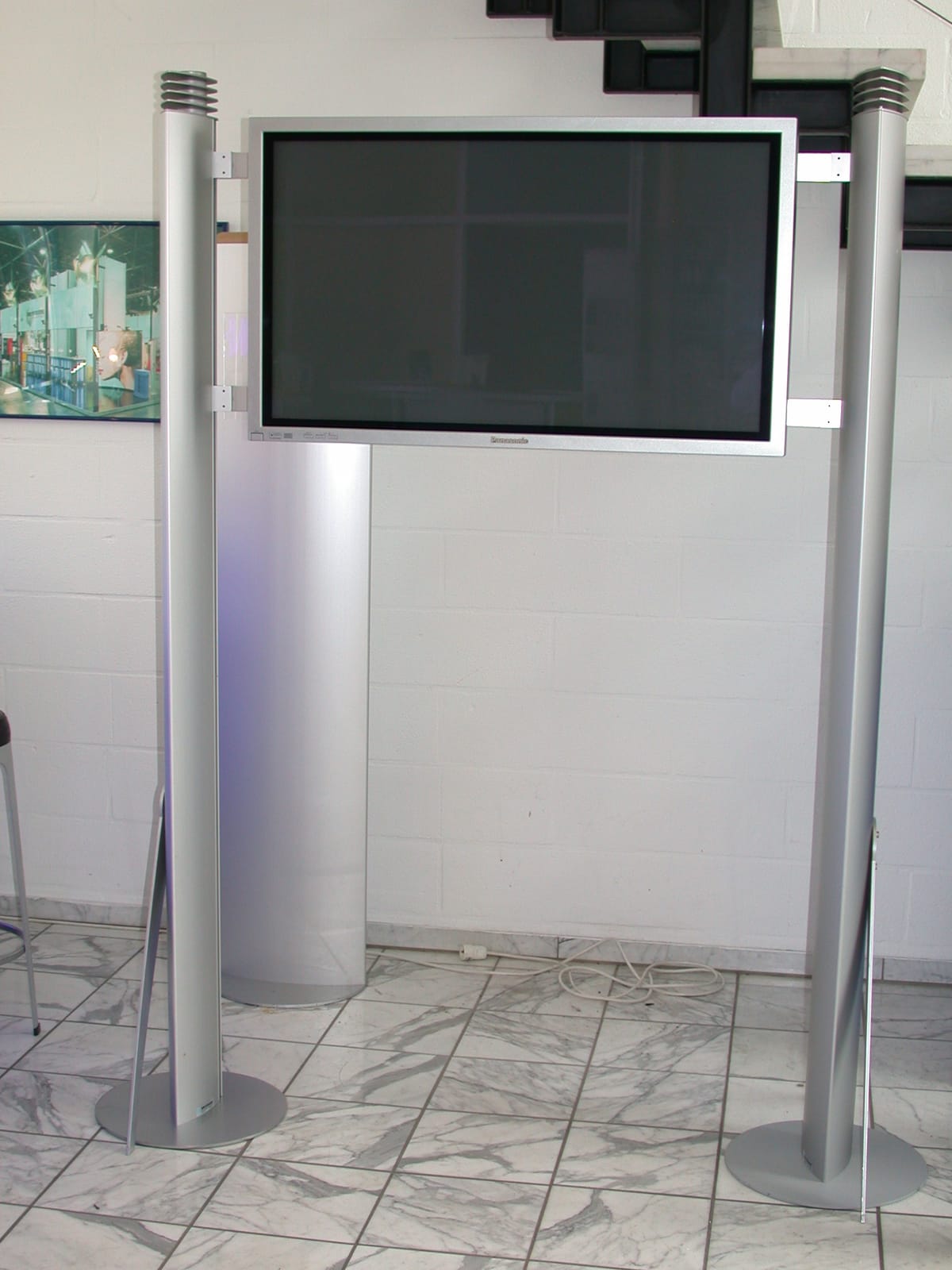 Designstandfuß für Bildschirm / Monitor