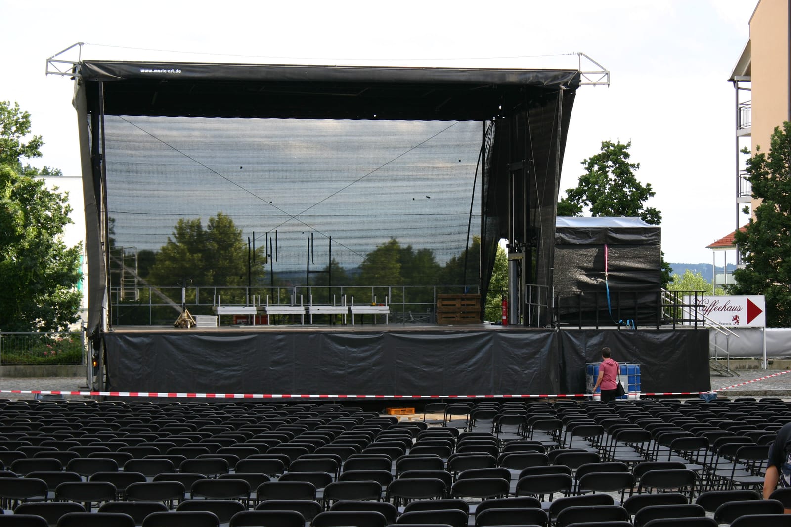 Mobile Show - Bühne 80m²-140m²  - Bühnensystem "Smart Stage"  für Stadtfest, Kundgebung, Präsentatio – 2