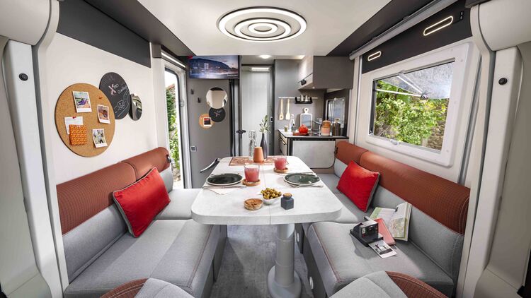 Wohnmobil Challenger Combo X 150 leihen - kompakter Campervan für 2 Personen