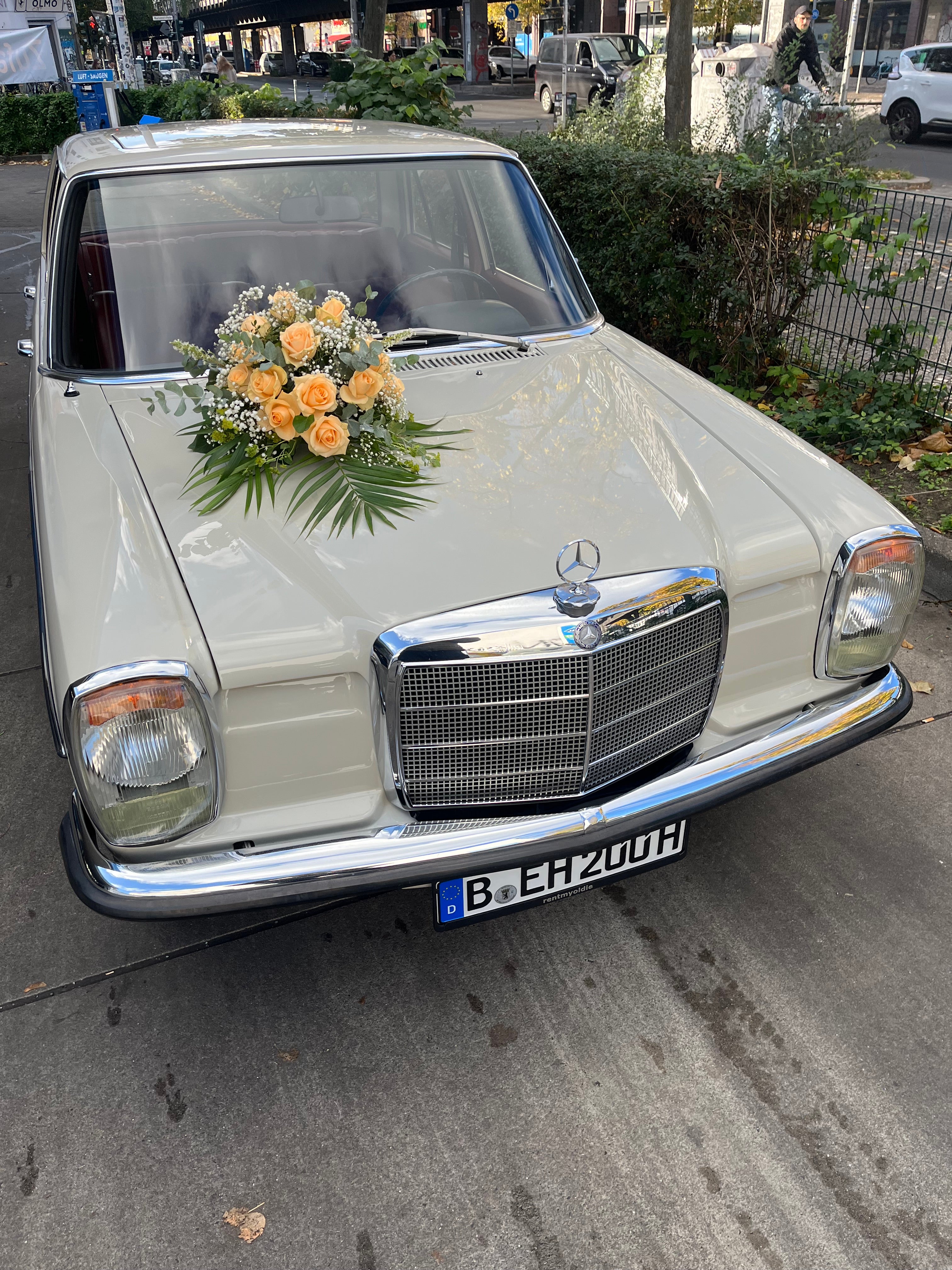 Oldtimer Mercedes 200 /8 mieten – der Vorläufer aller E-Klassen – 2