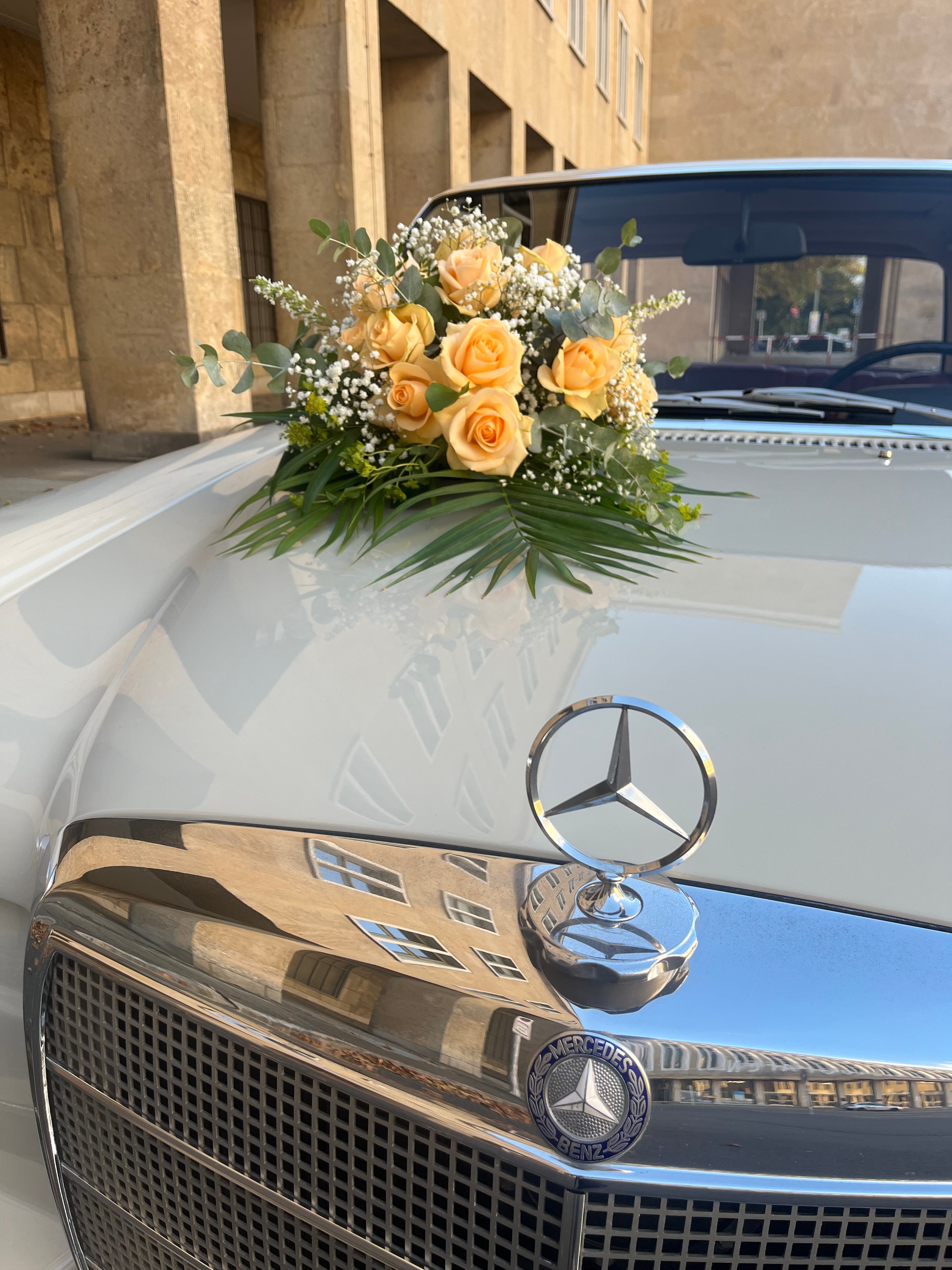 Oldtimer Mercedes 200 /8 mieten – der Vorläufer aller E-Klassen – 3