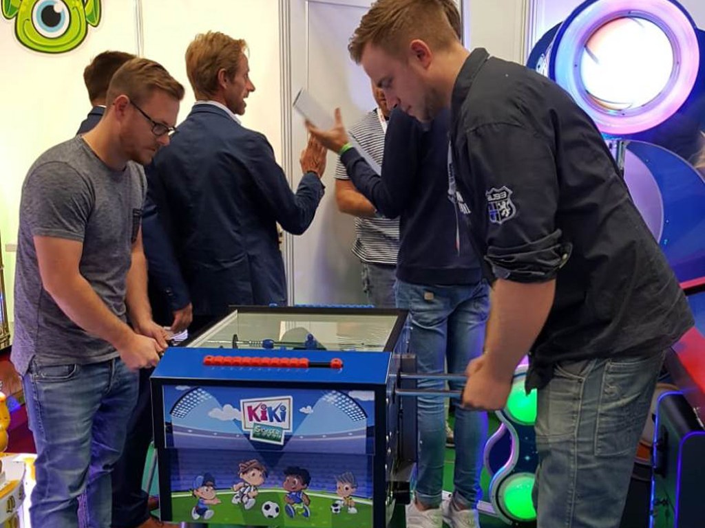 Mini Tischkicker mieten in Koblenz bei Dominik Liebehenz