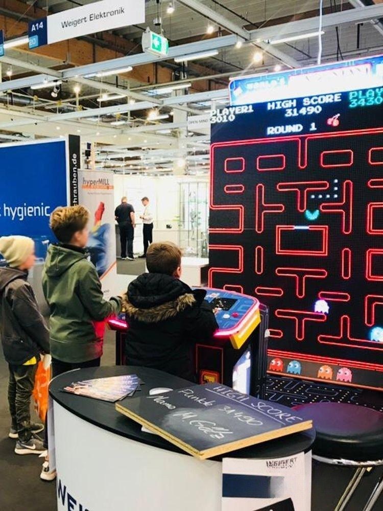 World's largest PAC MAN mieten in Koblenz bei Dominik Liebehenz – 3