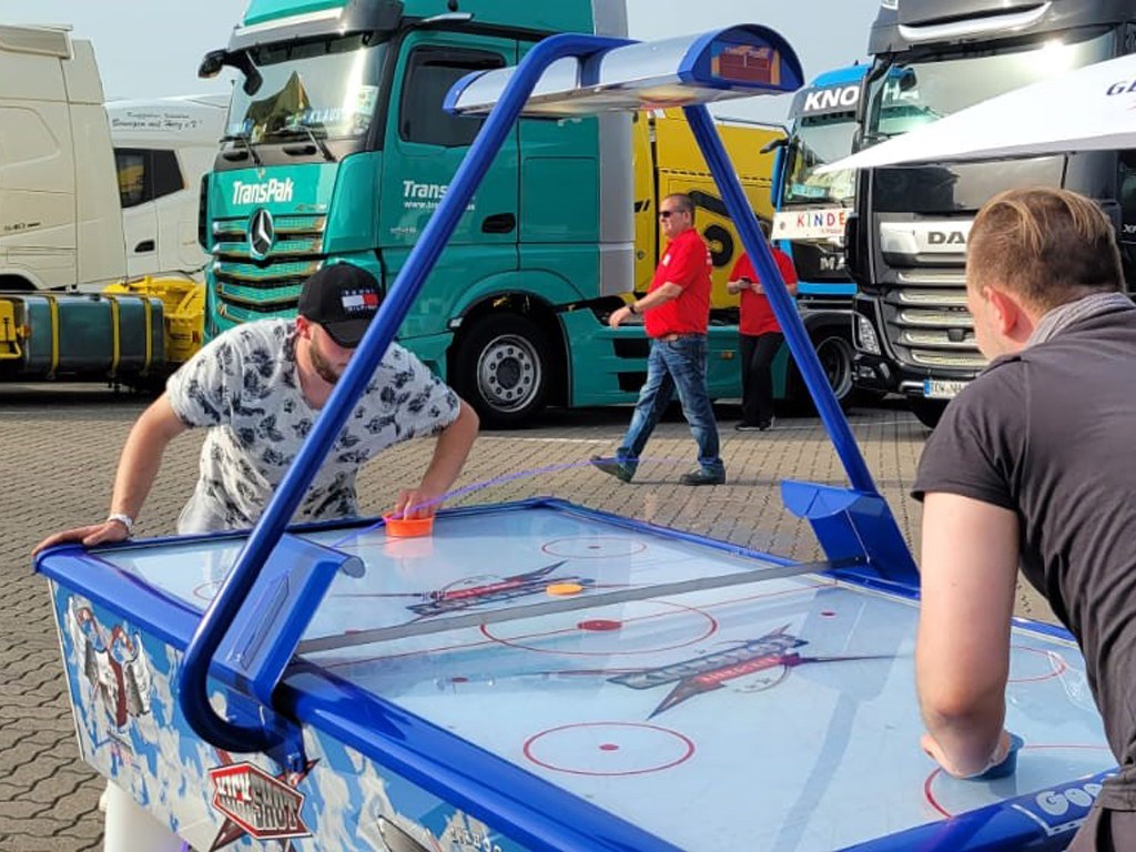 Airhockey Tisch mieten in Koblenz bei Dominik Liebehenz – 3
