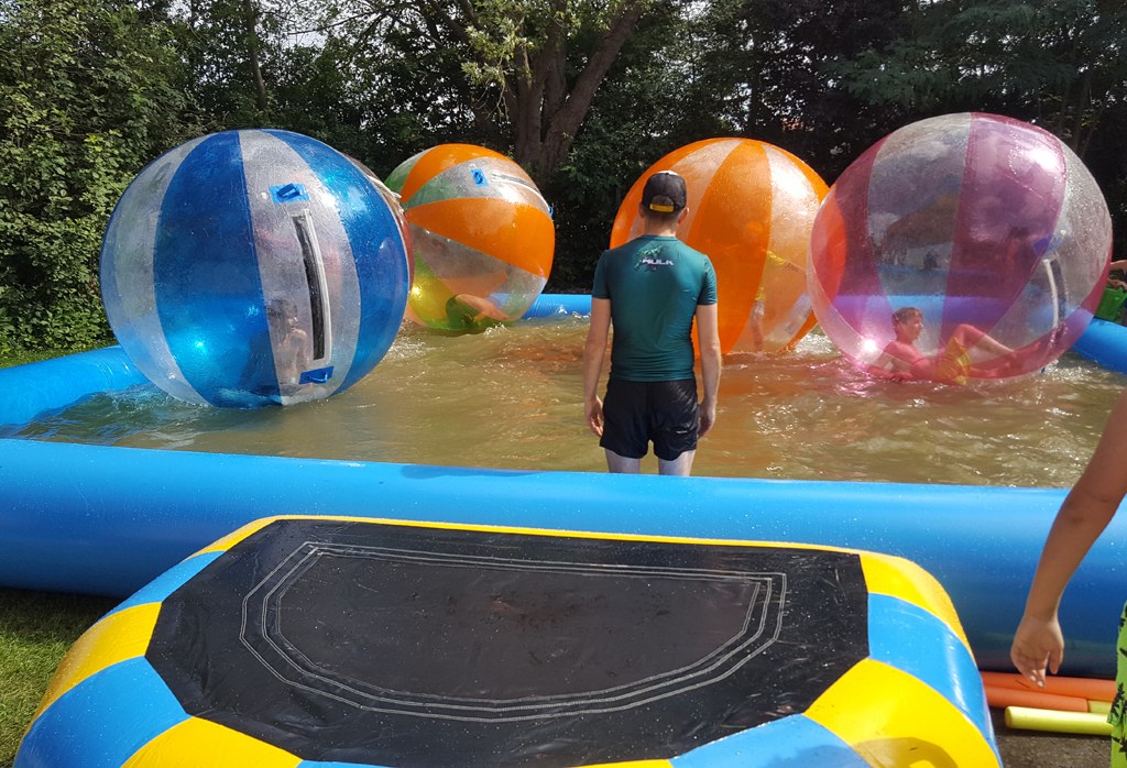 Wasserlaufbälle mieten in Koblenz bei Dominik Liebehenz – 2