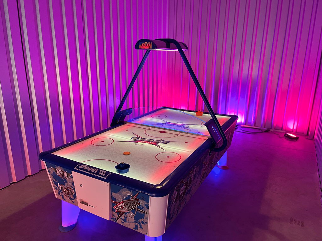 Airhockey Tisch mieten in Koblenz bei Dominik Liebehenz – 2