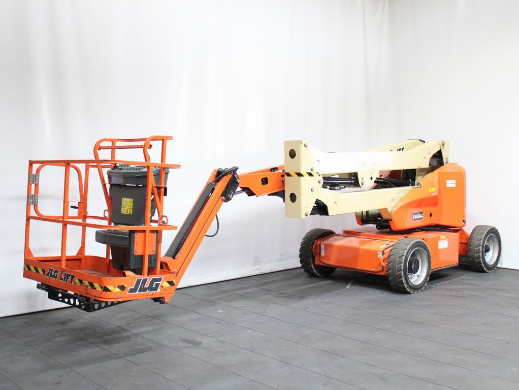 JLG E 450 AJ Gelenkteleskopbühne mieten bei Richter Gabelstapler