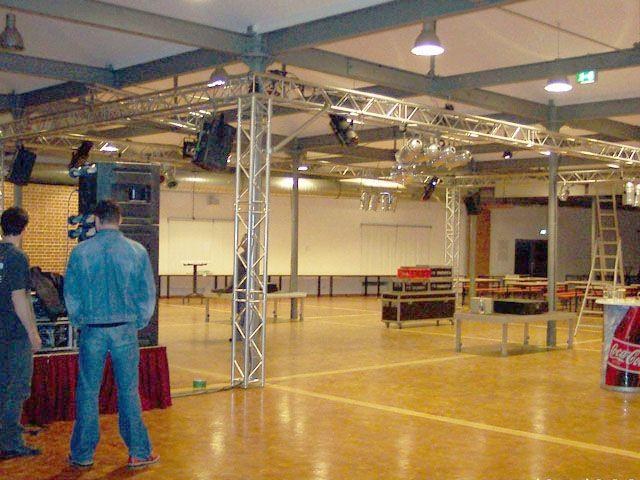 Traversen Ground Support, 6 x 4 m mieten in Reinstädt – aufs Wasser
