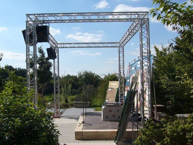 Traversen Ground Support, 3 x 4 m mieten in Reinstädt – aufs Wasser