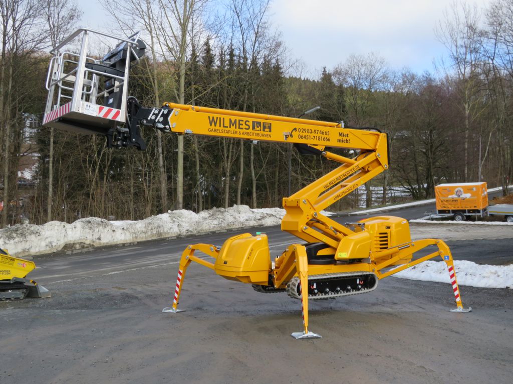 DINO Lift XTC 220 Raupenarbeitsbühne mieten bei Wilmes Mietservice Inh. Andreas-Josef Wilmes