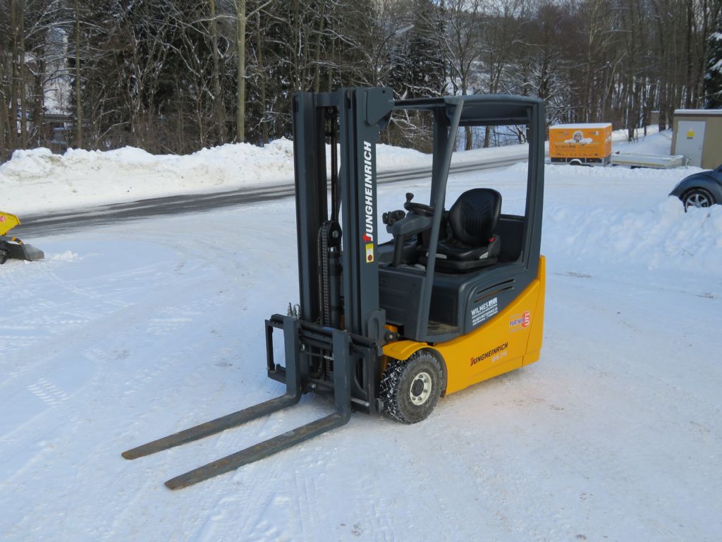 Jungheinrich EFG 216 Elektro 3 Rad-Stapler mieten bei Wilmes Mietservice Inh. Andreas-Josef Wilmes