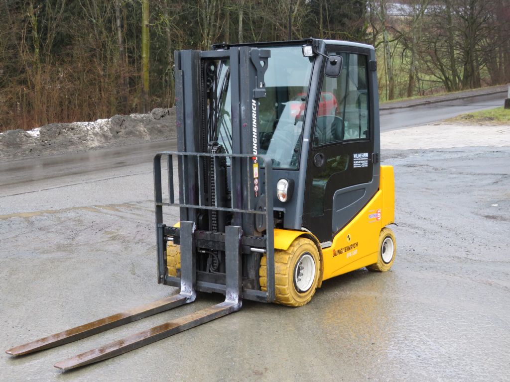 Jungheinrich EFG S30 Elektro 4 Rad-Stapler mieten bei Wilmes Mietservice Inh. Andreas-Josef Wilmes