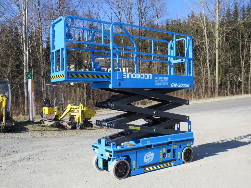 Sinoboom GN 2032 E Scherenarbeitsbühne mieten bei Wilmes Mietservice Inh. Andreas-Josef Wilmes