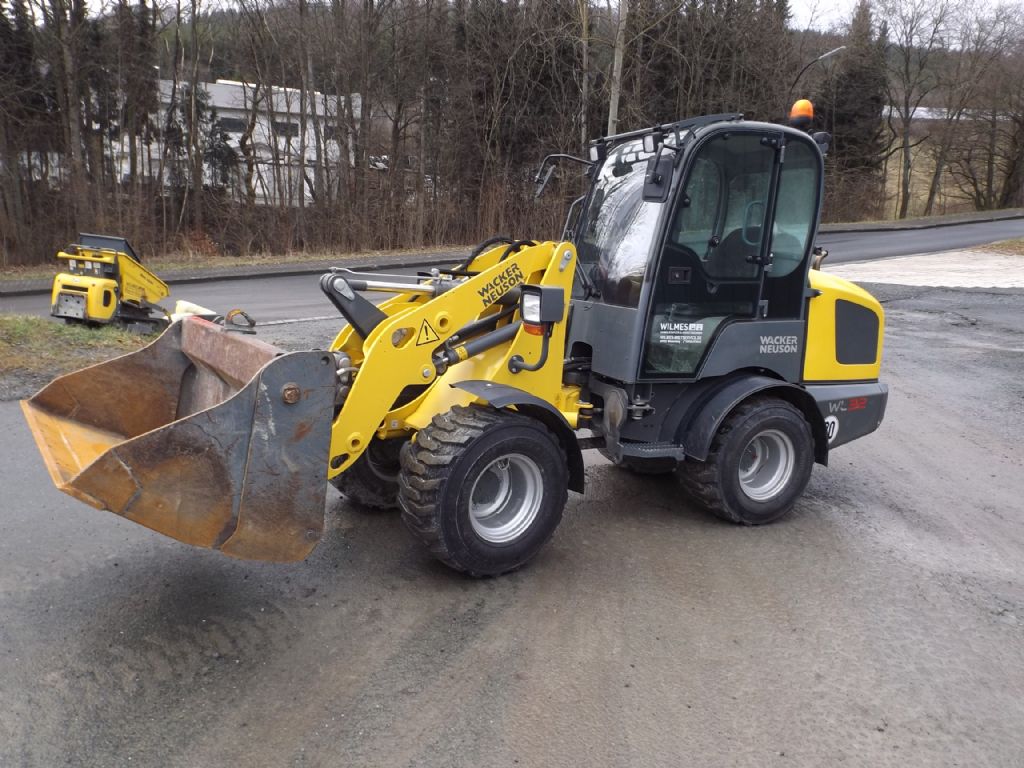 Wacker WL 32 Radlader mieten bei Wilmes Mietservice Inh. Andreas-Josef Wilmes
