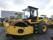 BOMAG BW 213 PDH-5 mit Schutzbelüftung mieten bei Holtdirk Baumaschinen