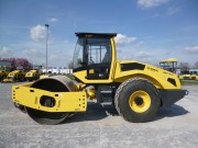 BOMAG BW 213 DH-5 mit Schutzbelüftung mieten bei Holtdirk Baumaschinen