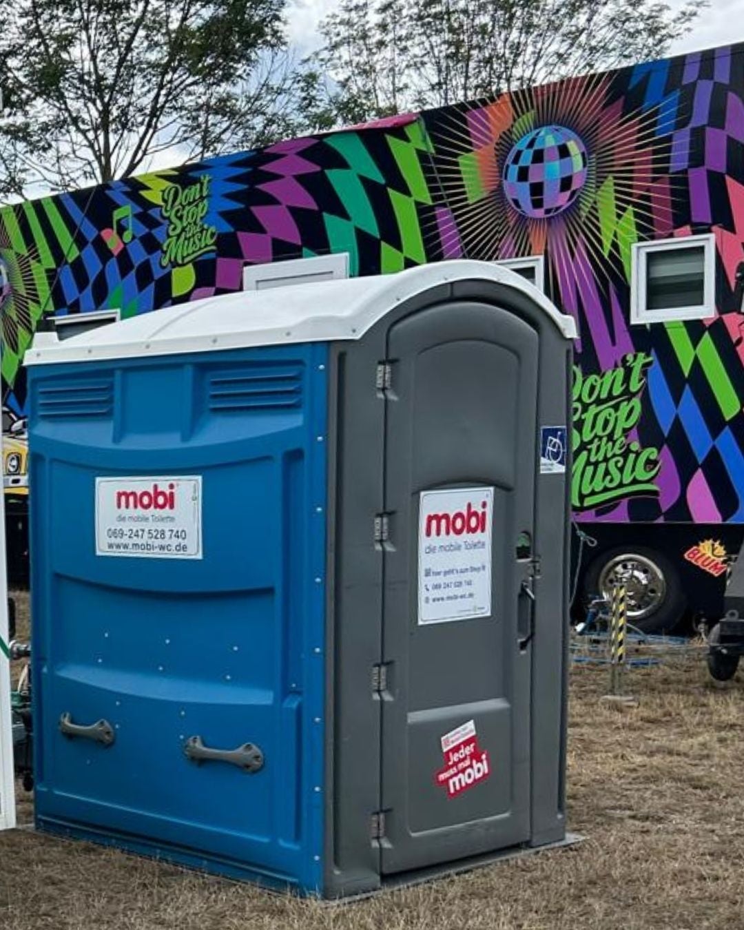 mobi Mobiltoilette mieten – mobiles Miet-WC für Party, Event & Baustelle – 4