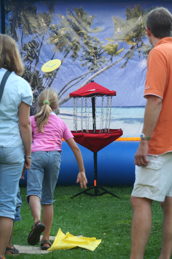 Shoot Out - Frisbee Challenge mieten bei Fun Promotion