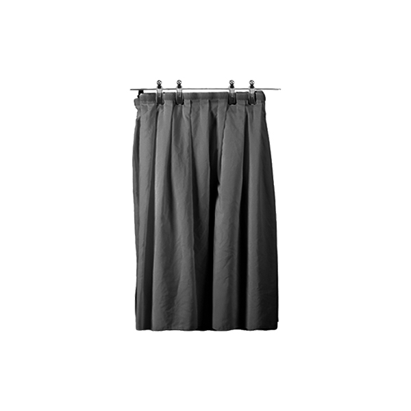 Tischumrandung schwarz L475 cm (für Tisch Ø150 cm Code 1122) mieten