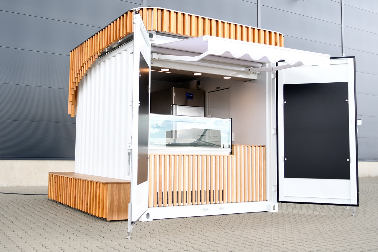 Eiscontainer Mieten: 10′ SEECONTAINER – Fahrzeug-ID M039 mieten bei ROKA Werk