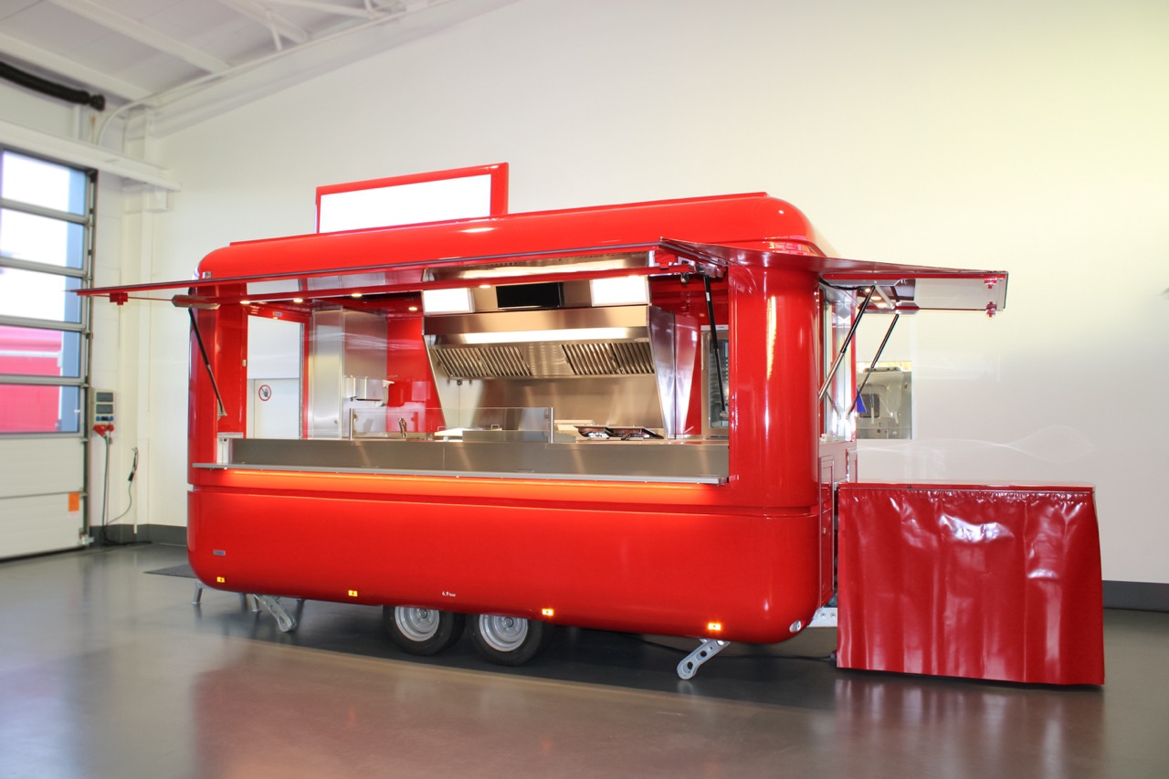 Imbisswagen Mieten: Modell Roadrunner – Fahrzeug-ID N071 mieten bei ROKA Werk