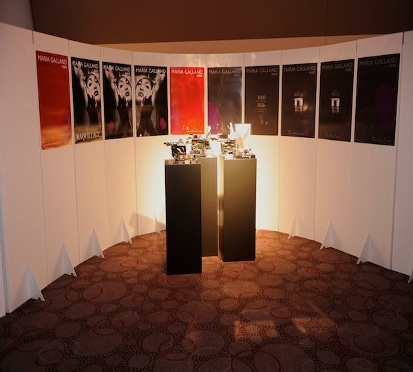 Stellwand mieten - Präsentationswand & Ausstellungswand, frei stehend, weiß – 4
