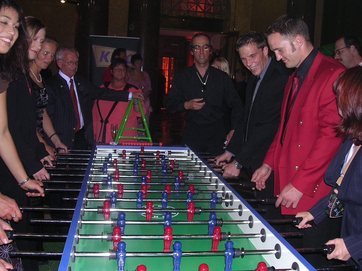 Kicker XXL mieten bei Play and Fun Team