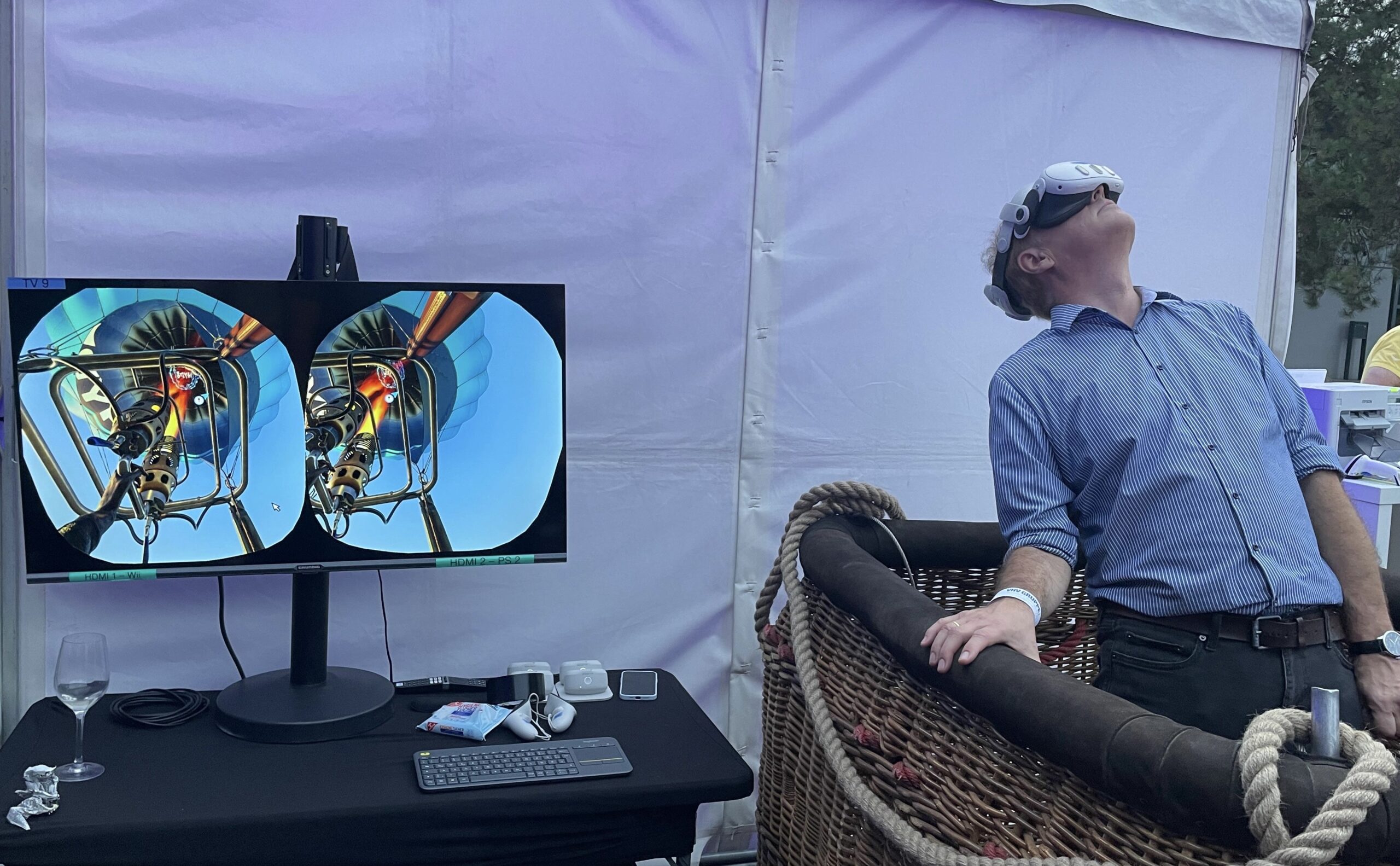 VR-Hot-Air-Ballon mieten bei Play and Fun Team