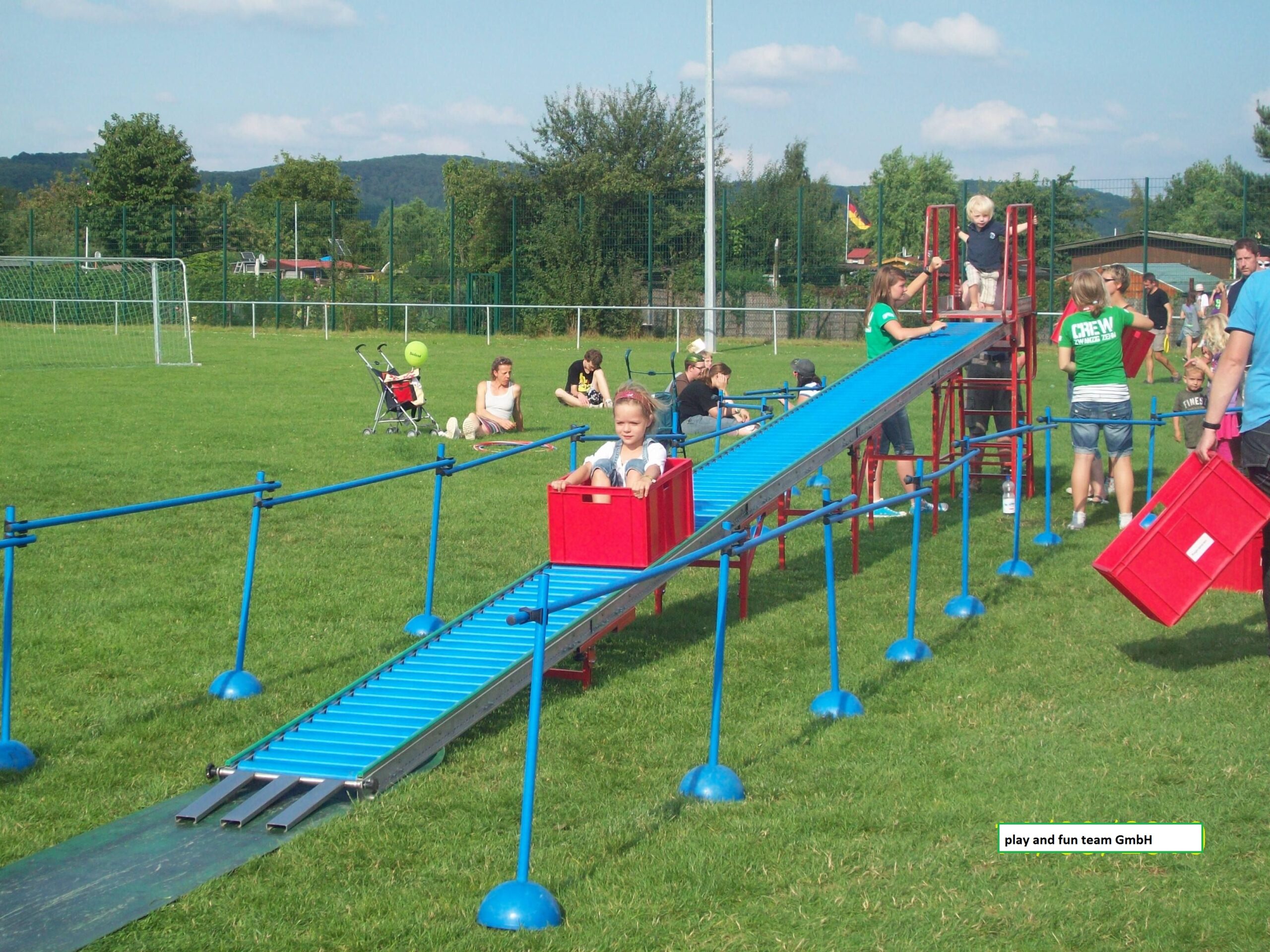 Rollenrutsche mieten bei Play and Fun Team