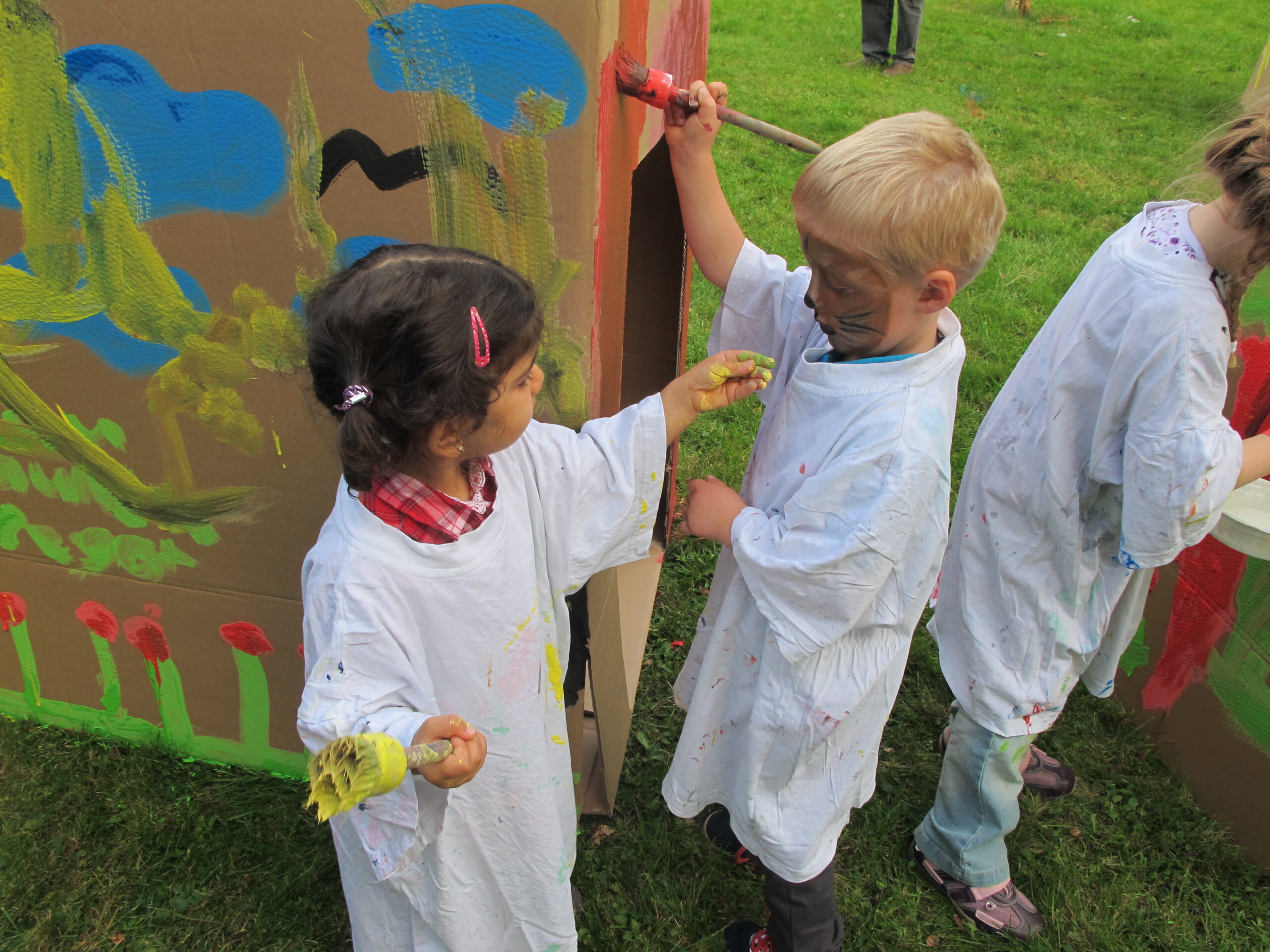 Malen ohne Grenzen mieten bei Play and Fun Team