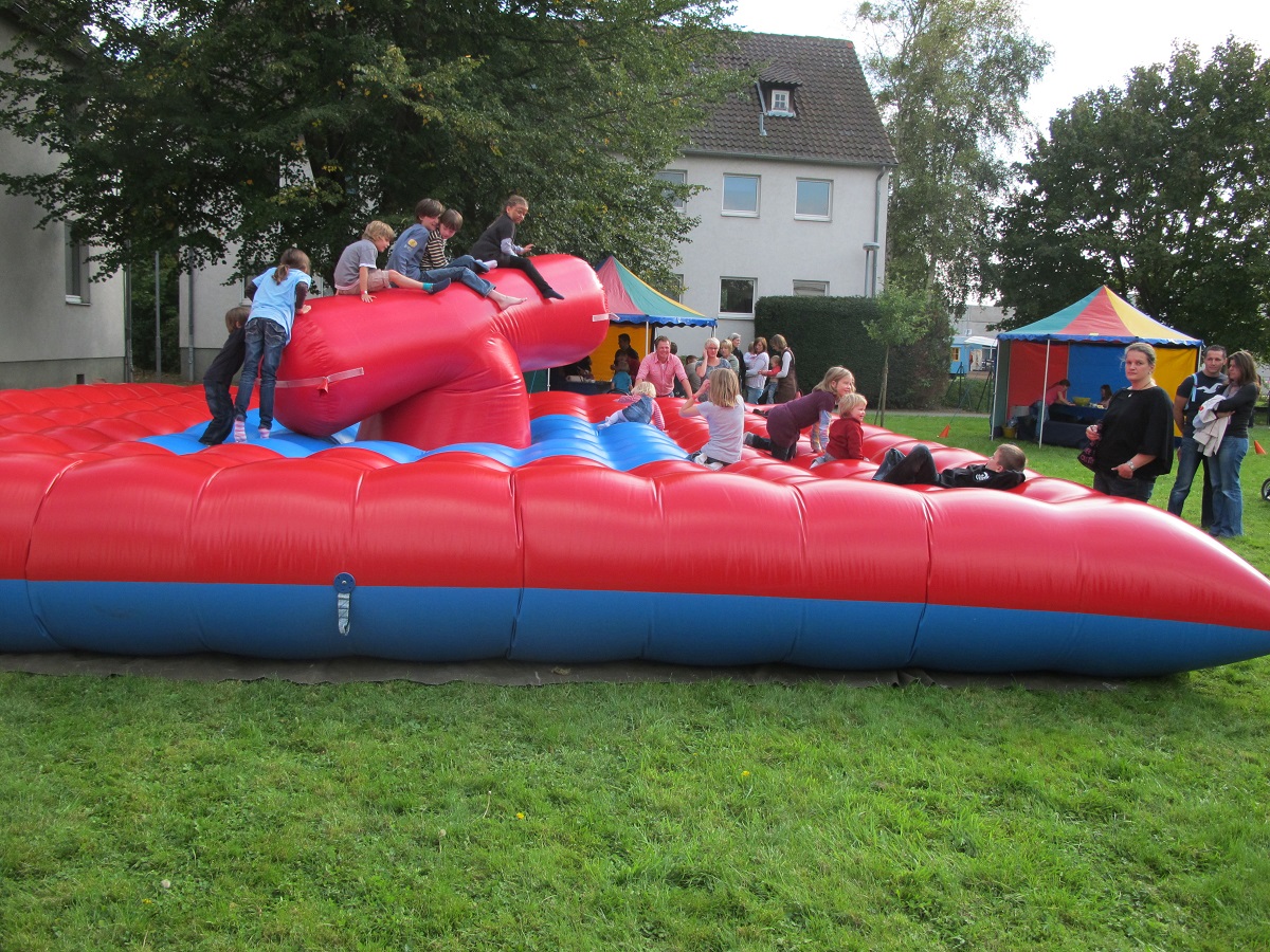 TobeKissen mieten bei Play and Fun Team