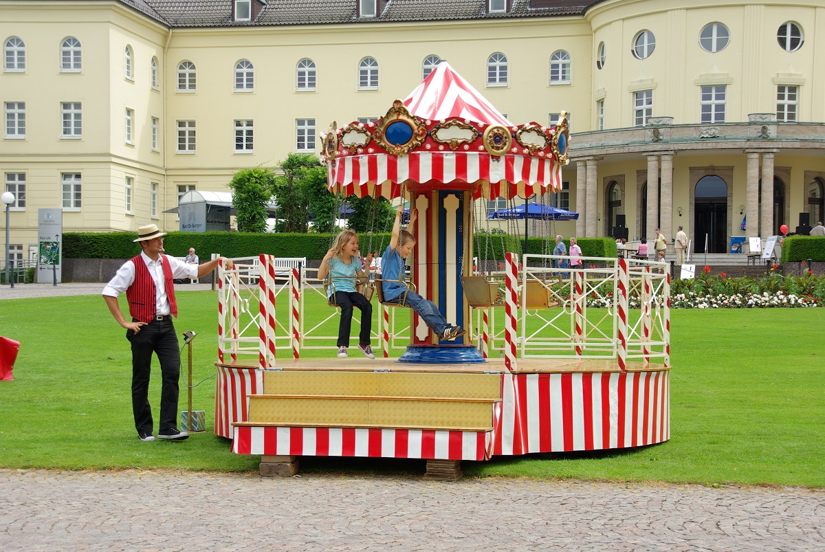 Kettenflieger mieten bei Play and Fun Team