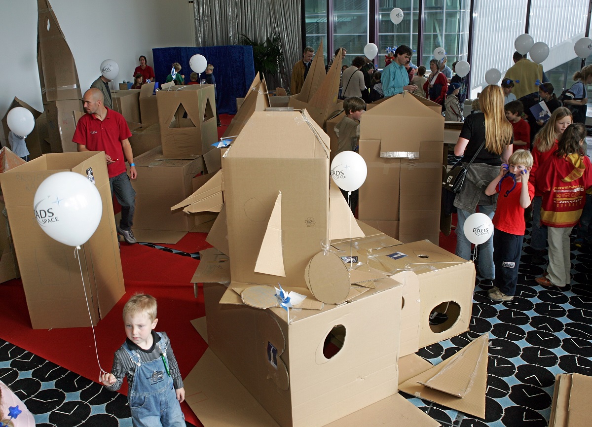 Design-Center mieten bei Play and Fun Team