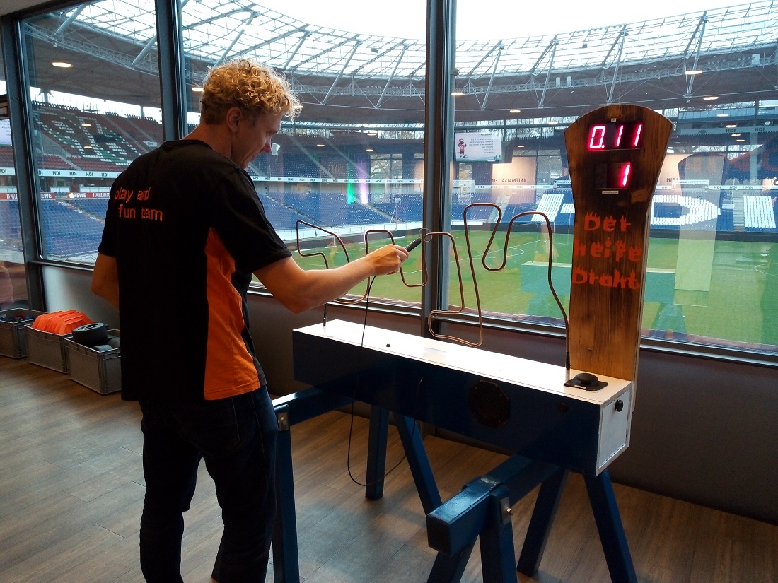 Heißer Draht mieten bei Play and Fun Team