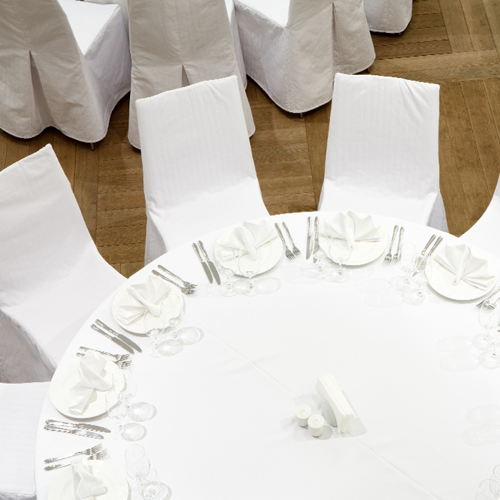 Tischdecke ▭ 130×280 cm – weiß mieten bei Northern Events