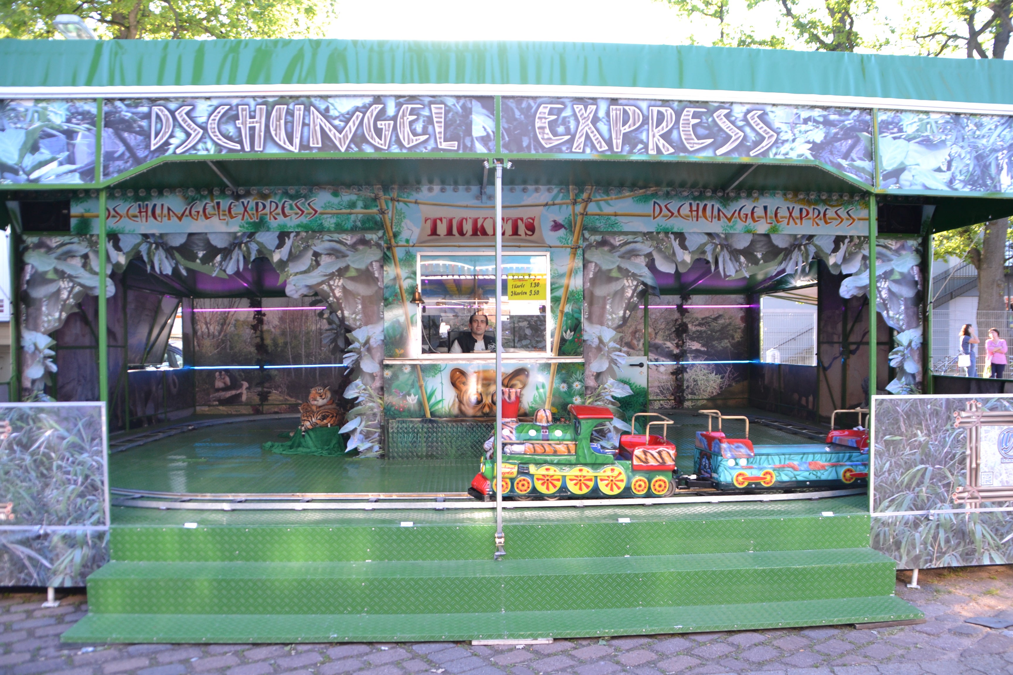 Kindereisenbahn Dschungel Express mieten – Spaß für bis zu 12 Kinder