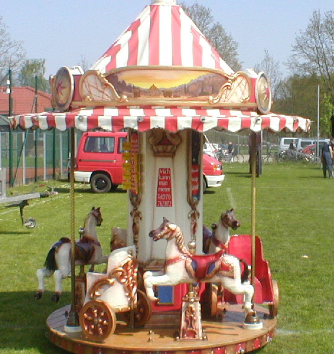 Mini Kinderkarussell Nostalgie-Pferdchenkarussell mieten – 6 Sitzplätze