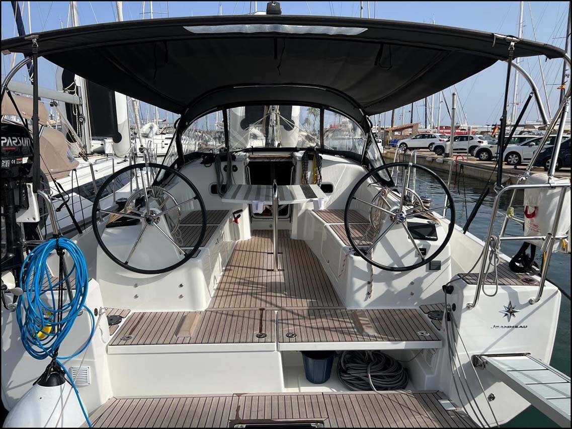 Sun Odyssey 380 Golden Eye mieten bei SUN CHARTER