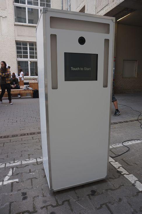 Fototower mieten | Fotobox | Fotobooth | Fotoautomat mit unbegrenzten Sofort-Ausdrucken – 4
