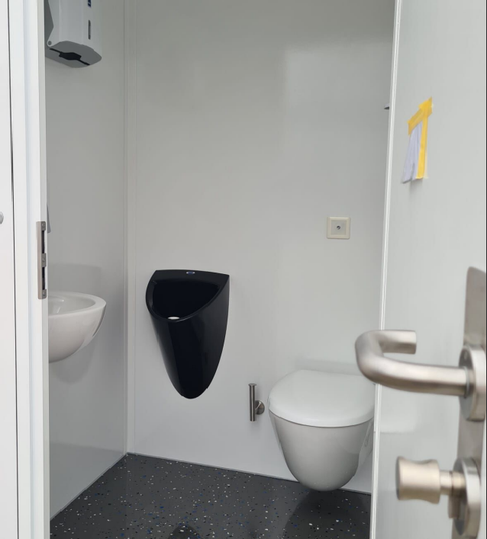 Toilettenanhänger Autark mieten – autarker Toilettenwagen ohne Wasseranschluss – 4