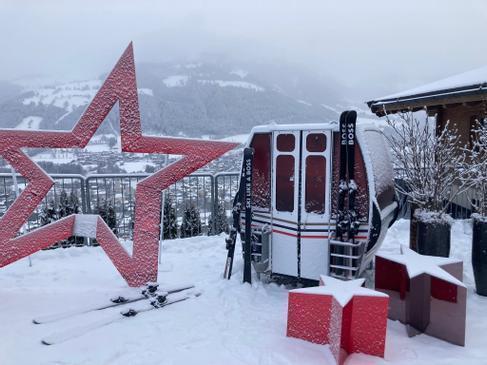6er Skigondel mieten – Seilbahngondel für Event, Dinner & Lounge – 4