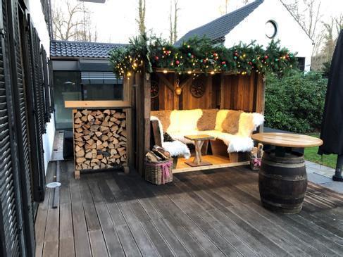 Kuschelhütte im Altholzlook mieten – Lounge & Sitzgarnitur für Weihnachtsmarkt – 2
