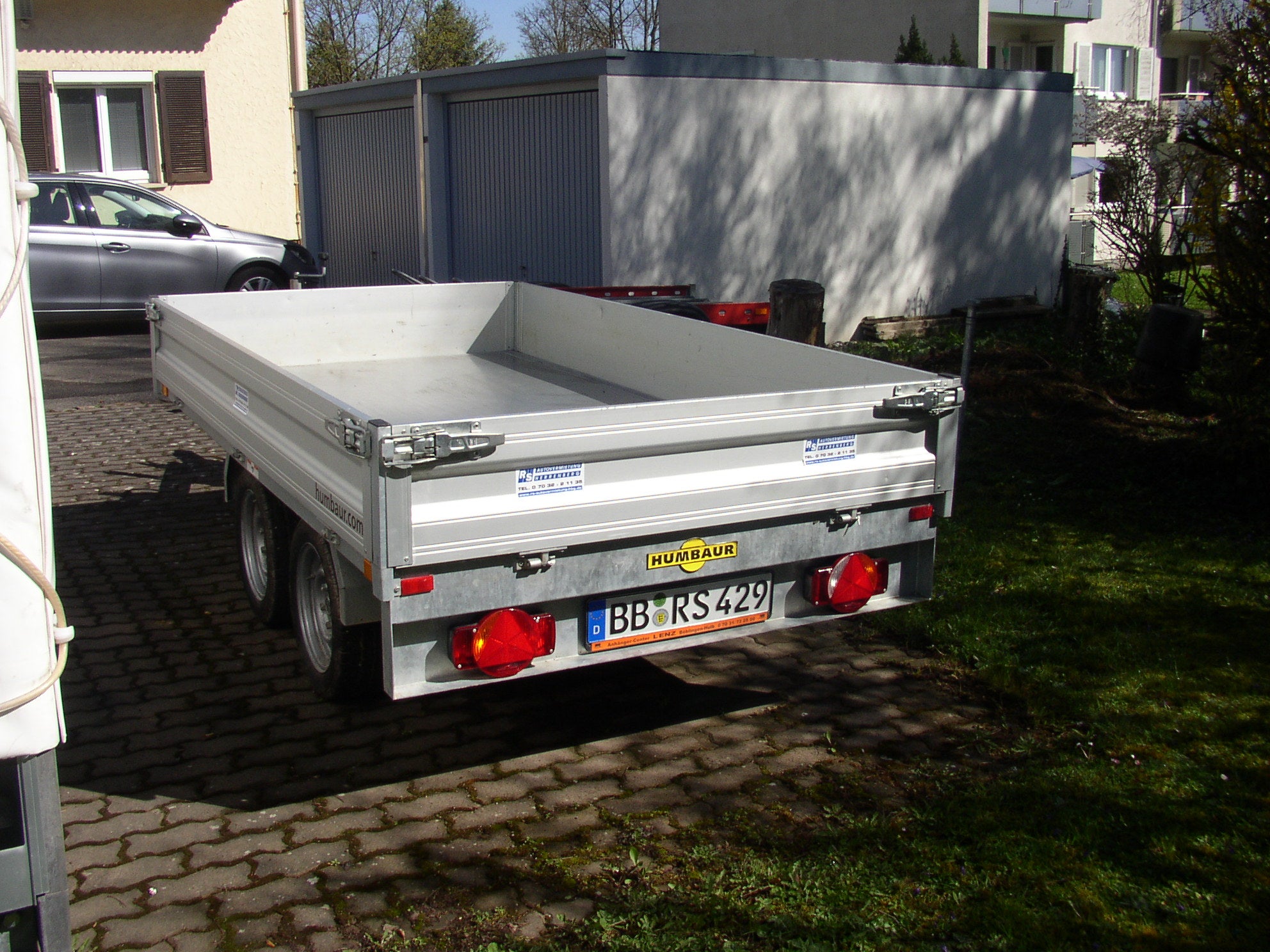 Kippanhänger mieten – 2,7 t zGG, gebremst, für Schüttgut & Gartenbau – 2