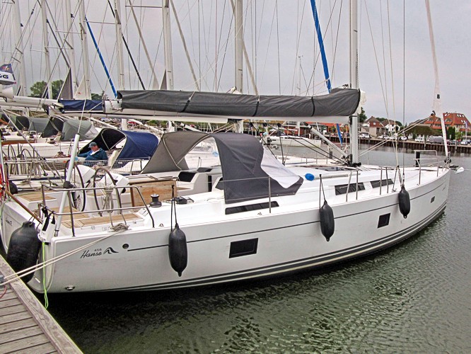 Hanse 458 ab Breege mieten bei MOLA Yachting